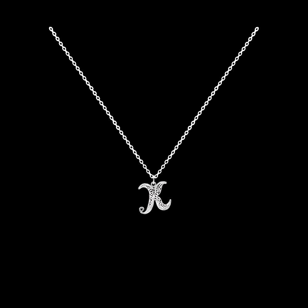 Fio com Letra K em Filigrana.