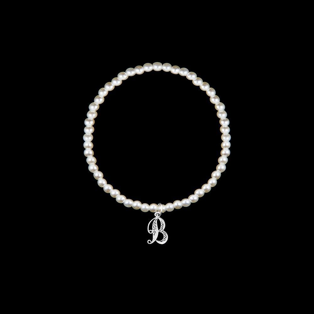 Pulseira com letra B em Filigrana.