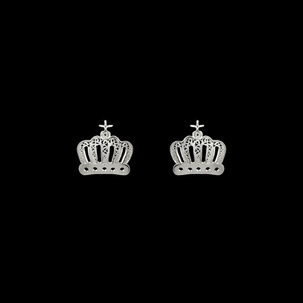 Crown Earrings in Silver