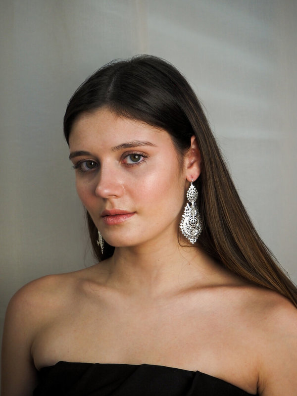 Earrings À Raínha (Queen Earrings) 6cm