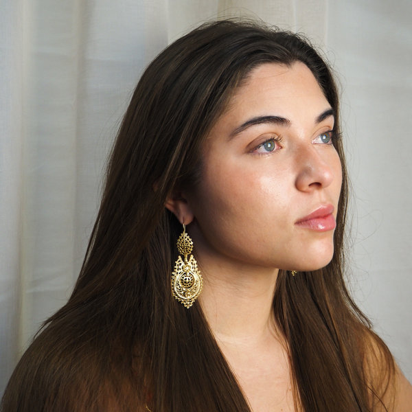 Brincos À Raínha 8cm