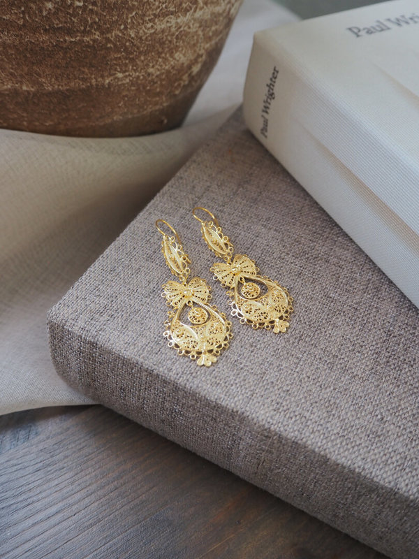 Earrings À Raínha (Queen Earrings) 3cm